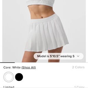 Alo tennis skirt size medium new with tags